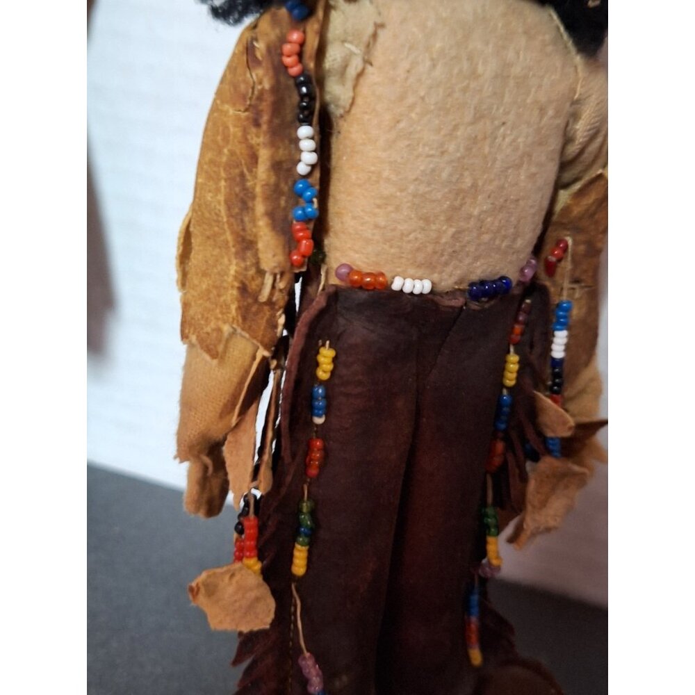 2 - Vintage Native American Handmade 7.5" Leather Clothing Dolls - Picture 4 of 16